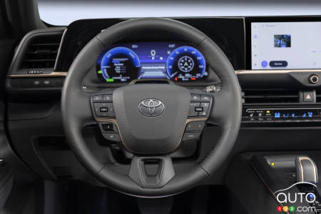 2023 Toyota Crown, steering wheel, dashboard